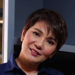 Amy Perez 飾演 Ninang Beth