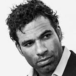 愛德文·瓊克 - 說好的婚禮呢演員 飾演John