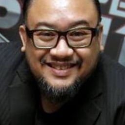 Afdlin Shauki 飾演 Saadom