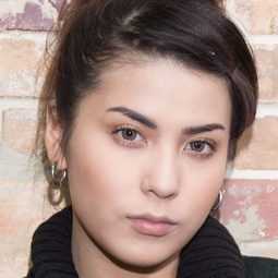 張筱蘭 - 獨一無二演員 飾演Ann