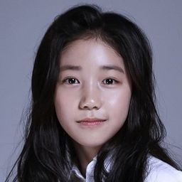 李蕊 飾演 Joon-yi