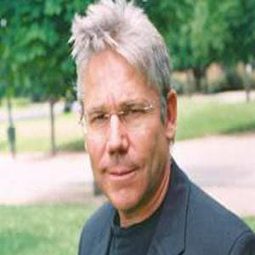 Jesús Fernández - Compañeros演員 飾演Teenage Xantista