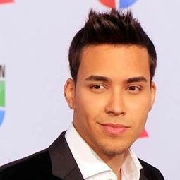 Prince Royce 飾演 Self