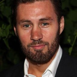 Randy Ryan 飾演 Kelli's Boyfriend