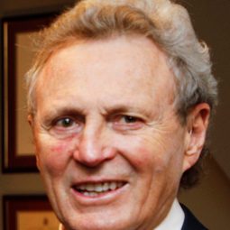 Paul Henderson - Cold War on Ice: Summit Series '72演員 飾演self