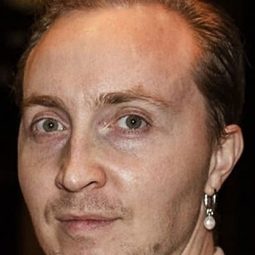 Nicklas Søderberg Lundstrøm - 眼簾下的戰影演員 飾演Truelsen