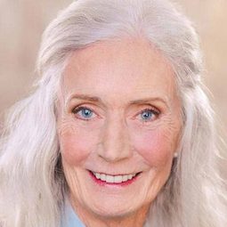 Mari Kearney - 舊金山的最後一個黑人演員 飾演Phyllis