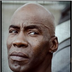 Paul Campbell - 笨賊的祈禱演員 飾演Blahka