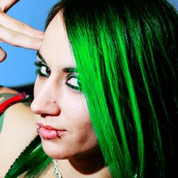 Christina Kardooni 飾演 Christina Von Eerie