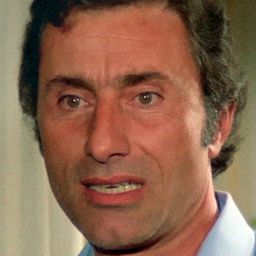 Raf Baldassarre 飾演 Gnut