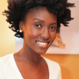 Jade Eshete 飾演 Mecca Gerima