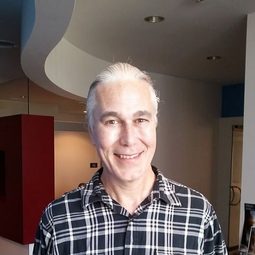 鄧肯·馬久里班克斯 - 風中奇緣編劇