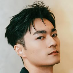 吳秉宸 飾演 Chung-Ming