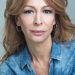 Elisa Matilla 飾演 Lola