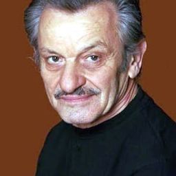 Paolo Graziosi 飾演 Mastro Ciliegia