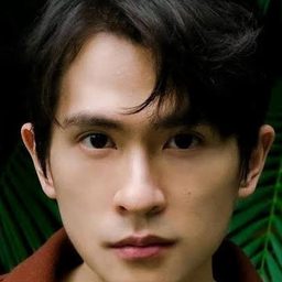 石知田 飾演 Young Zhang Zhe-kai