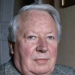 Edward Heath 飾演 Self (archival footage)