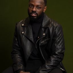 Percy Anane-Dwumfour 飾演 Emeka