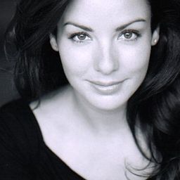 France Viens 飾演 Jackie