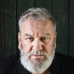 Wim Opbrouck - 每個人都成名演員 飾演Rik De Visser