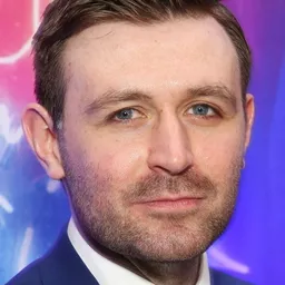 James McArdle - 四個阿媽搞邊科演員 飾演Edward