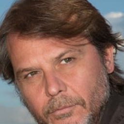 Massimiliano Franciosa - Mal'aria演員 飾演Tommaso Rambelli