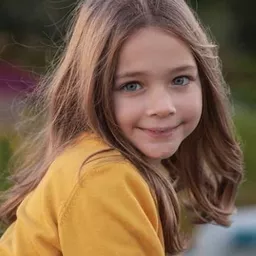 妮莎·索菲亞·阿克松谷 飾演 Ova