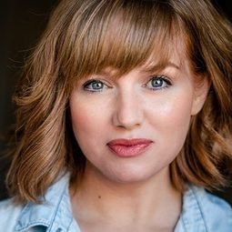 Natalie Britton - 找到你演員 飾演Gemma Quinlan