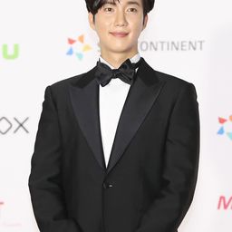 Park Geon-il 飾演 Oh Chung-gil