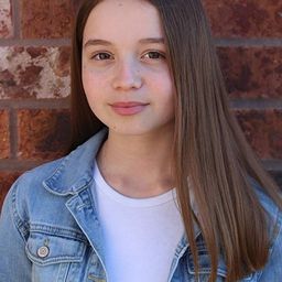 摩根·努朵夫 飾演 Beatrix