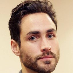 馬蒂亞斯·阿斯勒 - Mujeres arriba演員 飾演Damián