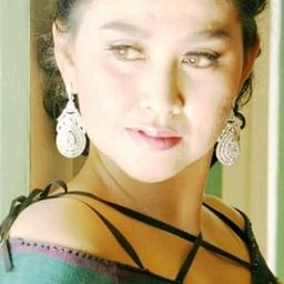 Murti Sari Dewi 飾演 Selasih