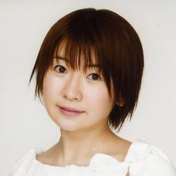 松木 美愛子 飾演 Chimo Yakusa (voice)