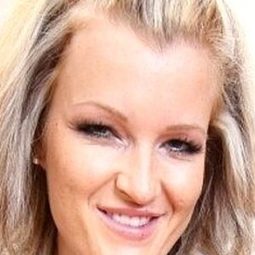 Roxxy X - Skin Creepers演員 飾演