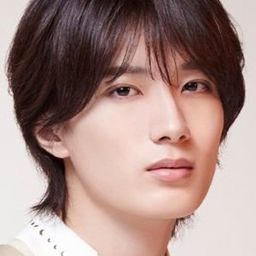 山中柔太朗 飾演 