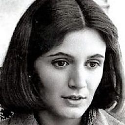 Virginia Mataix 飾演 Maestra de Novicias