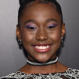 Royalty Hightower 飾演 Tawanda