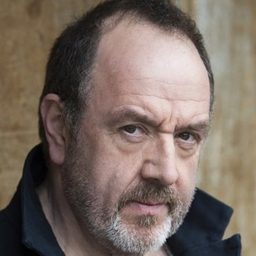 Joël Lefrançois 飾演 Animateur triathlon