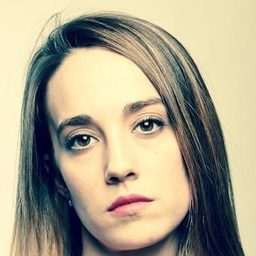 Xana del Mar - 瘋狂競賽片演員 飾演Art Assistant