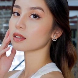 Leilani Kate Yalung 飾演 Ivana Ildefonso