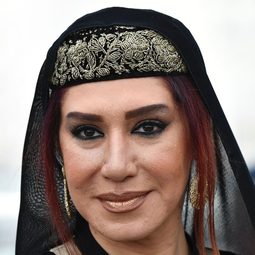 Nasim Adabi - The Sale演員 飾演Nasrin