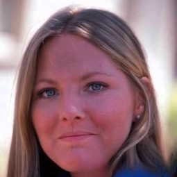 Christina Hart 飾演 Kathleen Tate