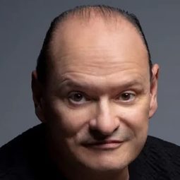 Carlos Belloso 飾演 El Vasquito