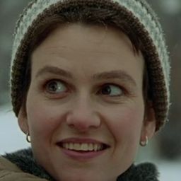 Gunilla Paulsen 飾演 Lena