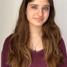 Luna Winter 飾演 Steffi