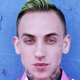 blackbear 飾演 Himself / Performer