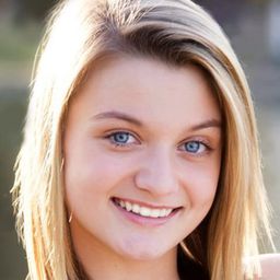 Laci Kay 飾演 Genie Stanton