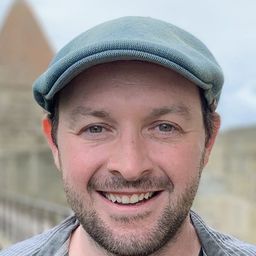 Adam Hann-Byrd - Souvenir演員 飾演Young Charles (voice)