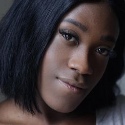 Giselle Palmer 飾演 Gazelle