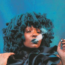 Moonchild Sanelly 飾演 